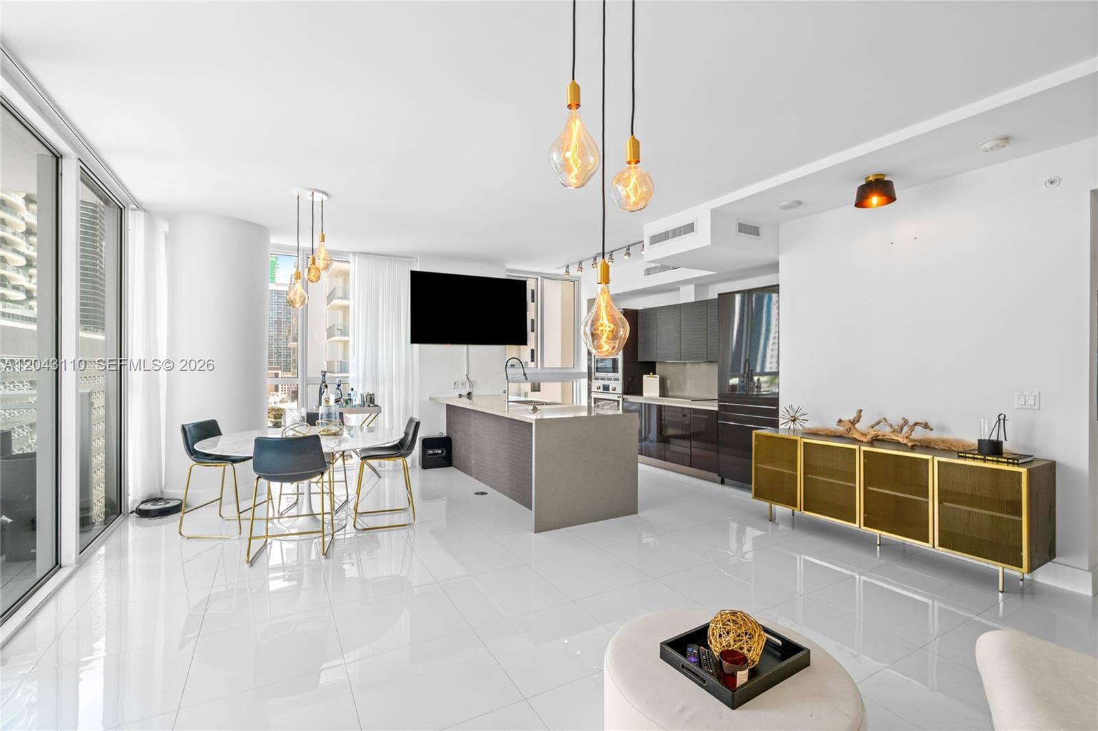 1080 Brickell Ave # 1509, Miami FL 33131