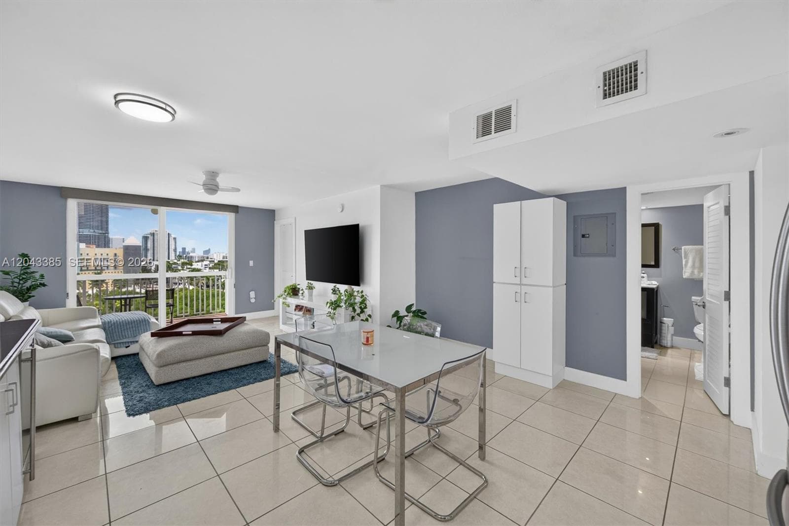 401 Ocean Dr # 1001, Miami Beach FL 33139