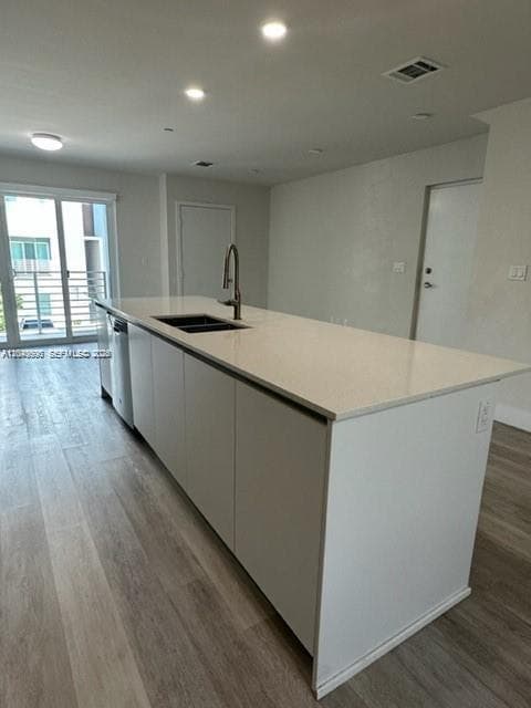 2561 NE 193rd St # 1208, Miami FL 33180