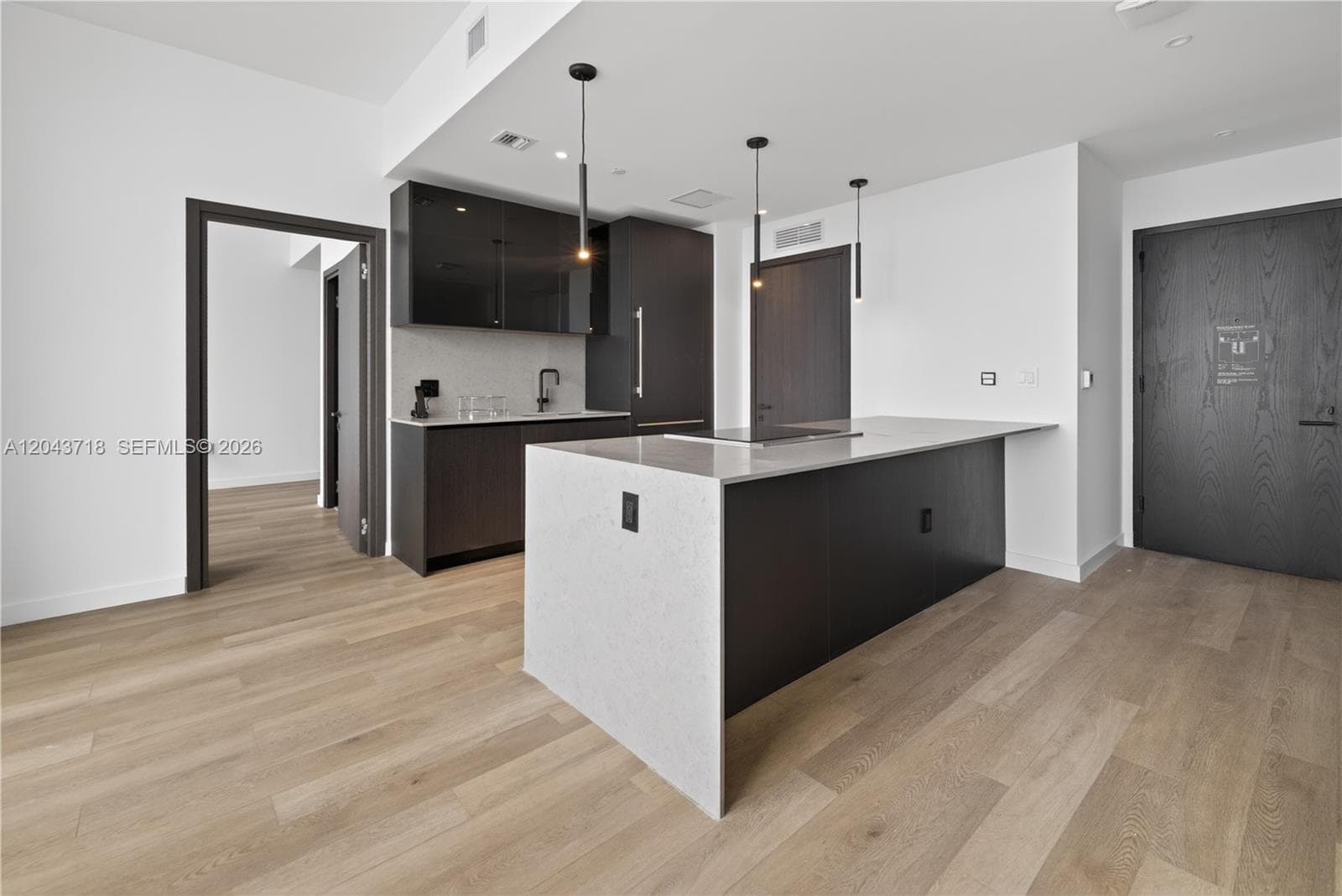 20 NE 11th # 4701, Miami FL 33132