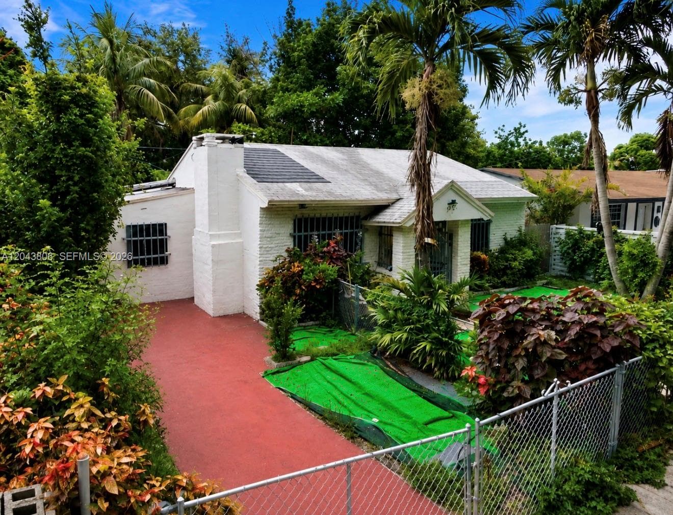 7573 NW 12th Ct, Miami FL 33147
