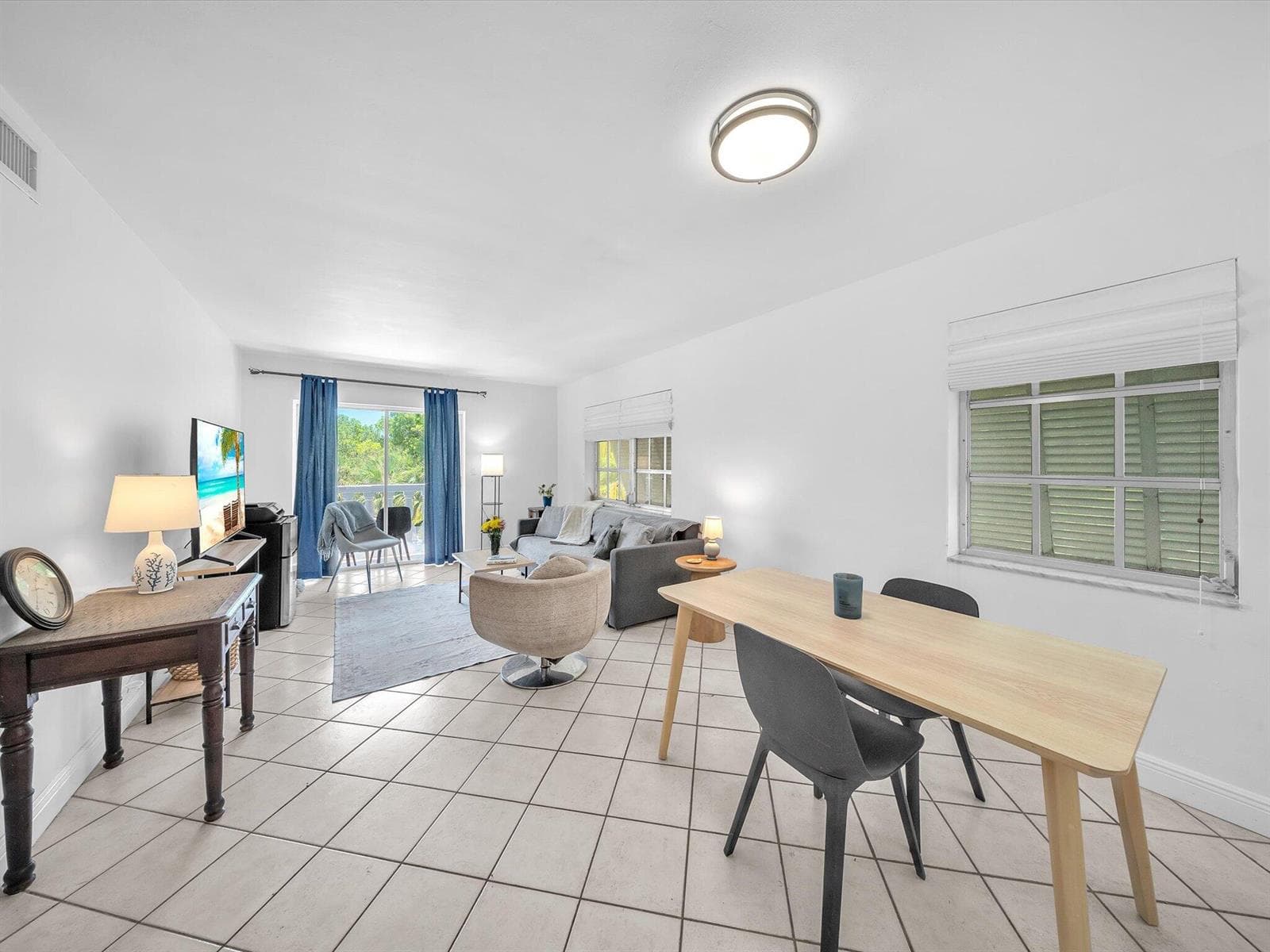 1150 Madruga Avenue # C302, Miami FL 33146