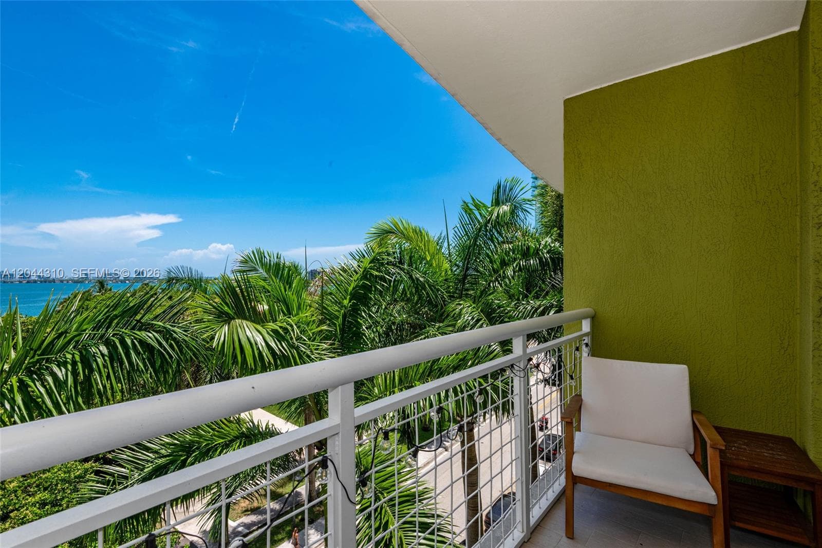 2000 N Bayshore Dr # 516, Miami FL 33137