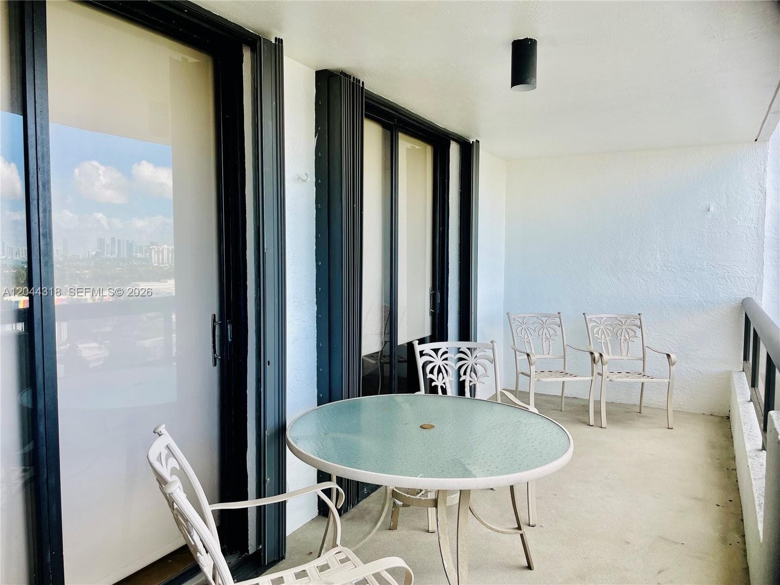 2555 Collins Ave # 2006, Miami Beach FL 33140
