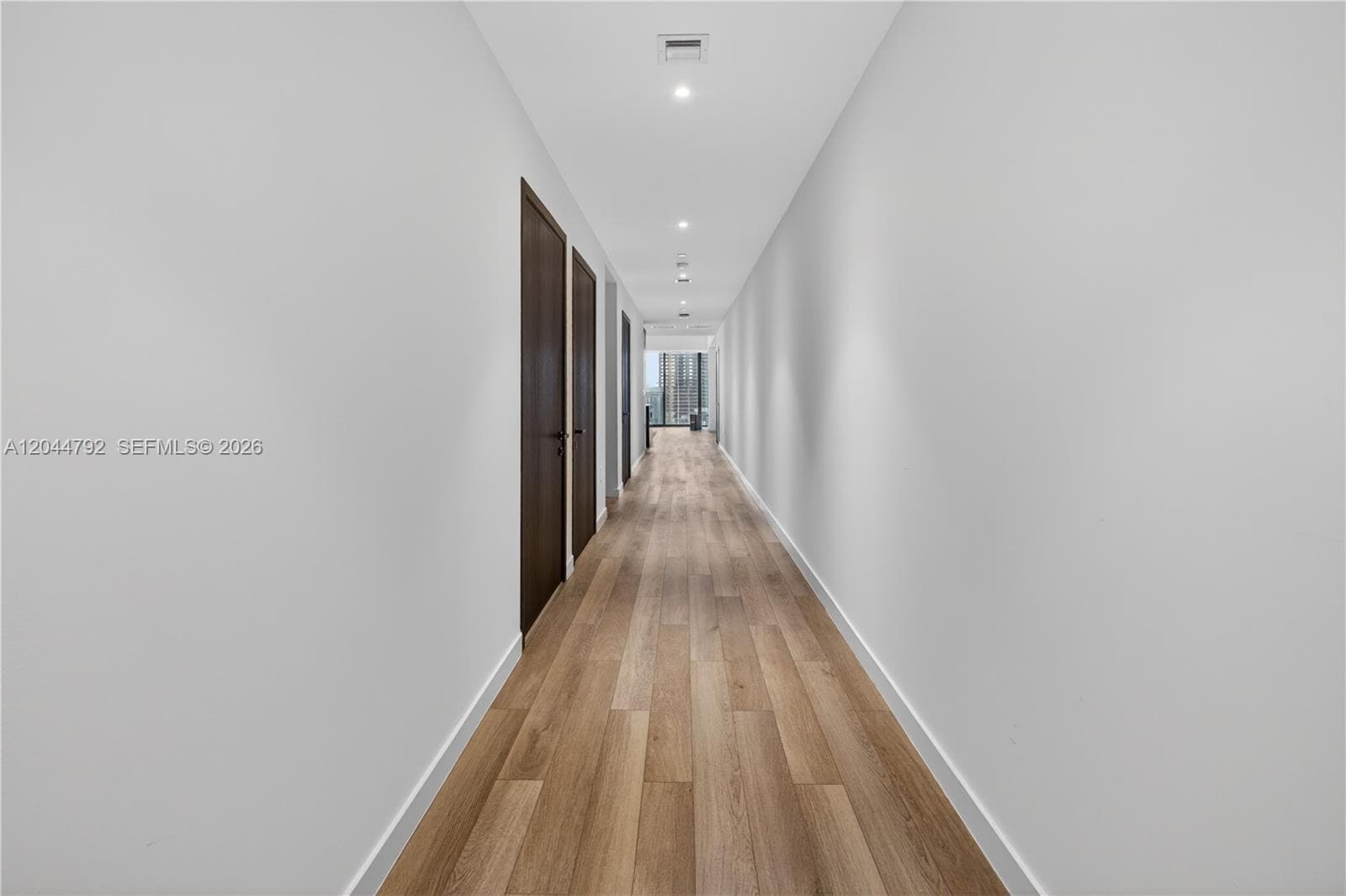 20 NE 11th # 4703, Miami FL 33132