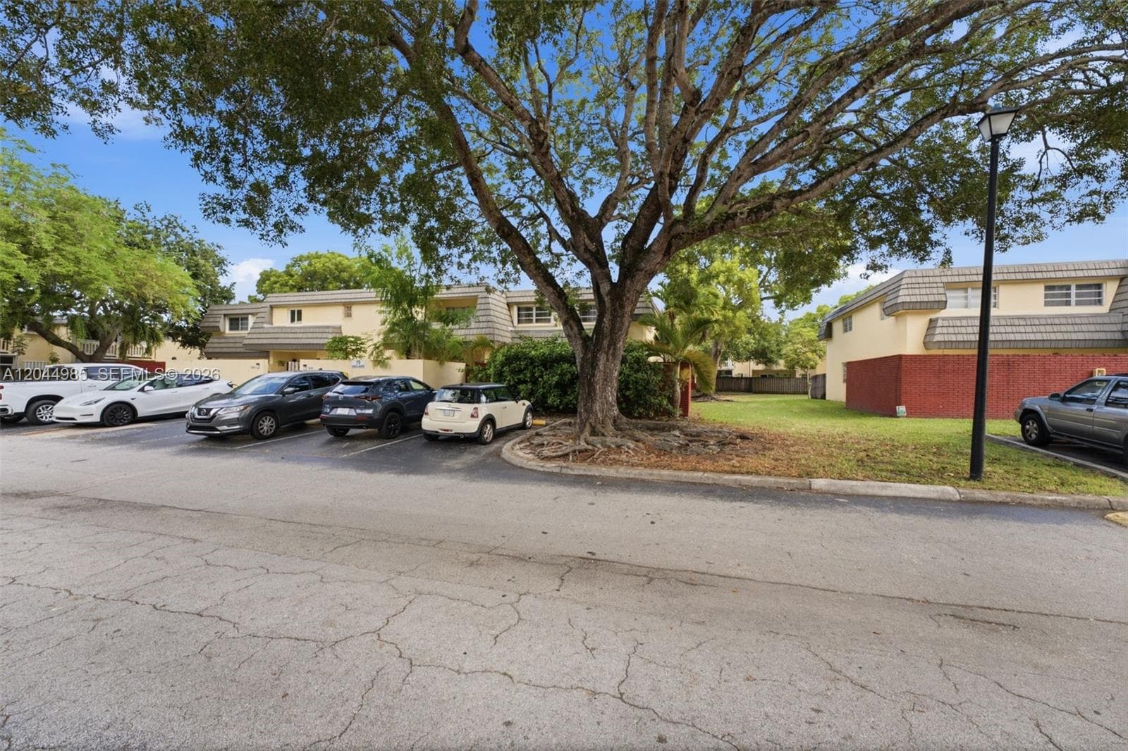 8489 SW 137th Ave # 8489, Miami FL 33183