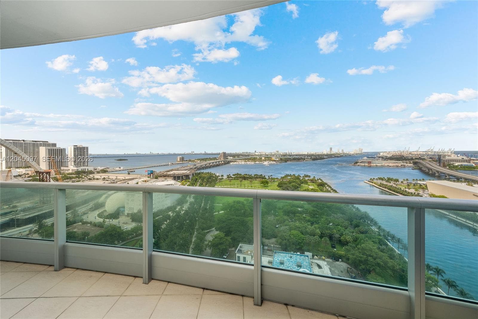 900 Biscayne Blvd # 2506, Miami FL 33132