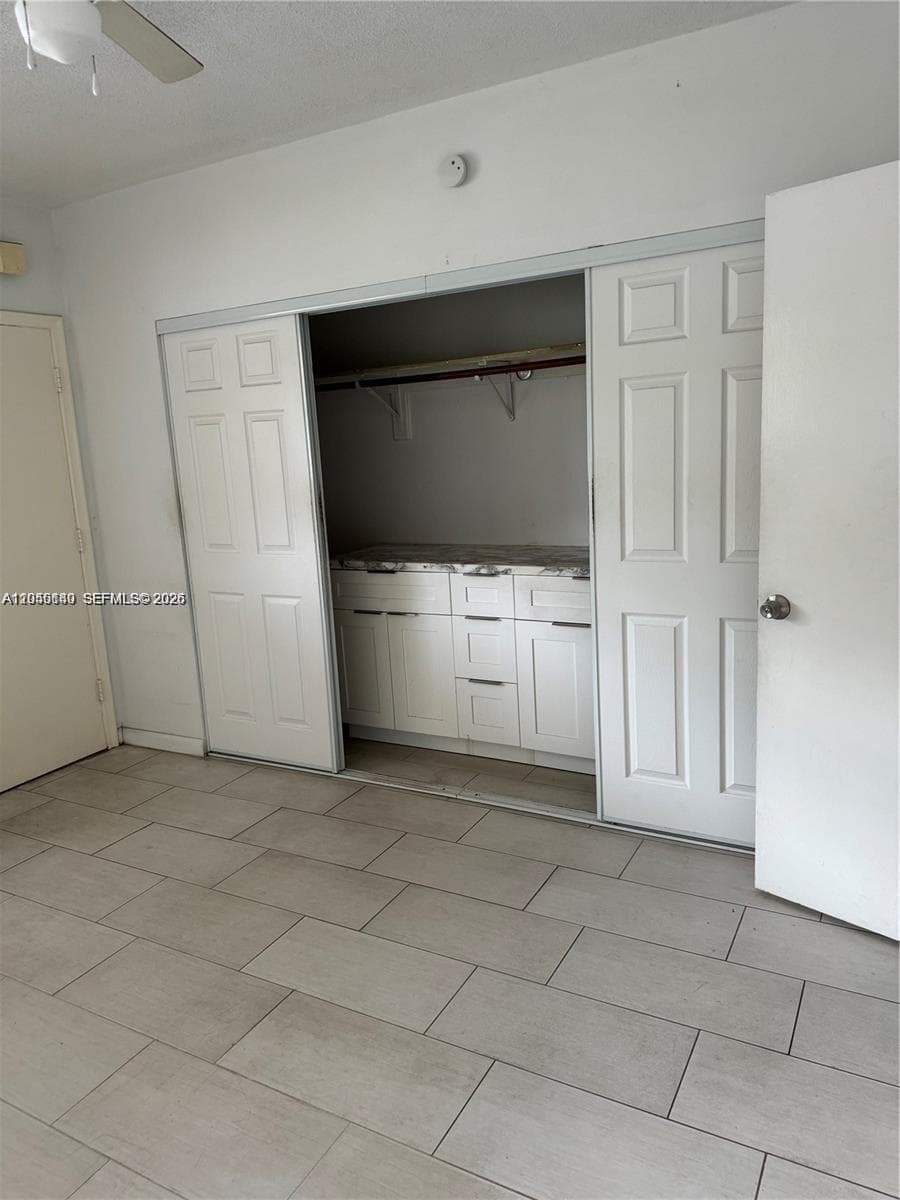 285 NE 191st St # 2907, Miami FL 33179