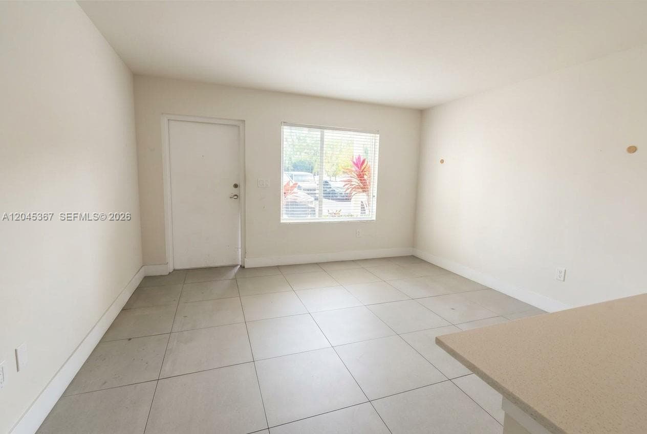 2535 NE 193rd St # 3104, Miami FL 33180