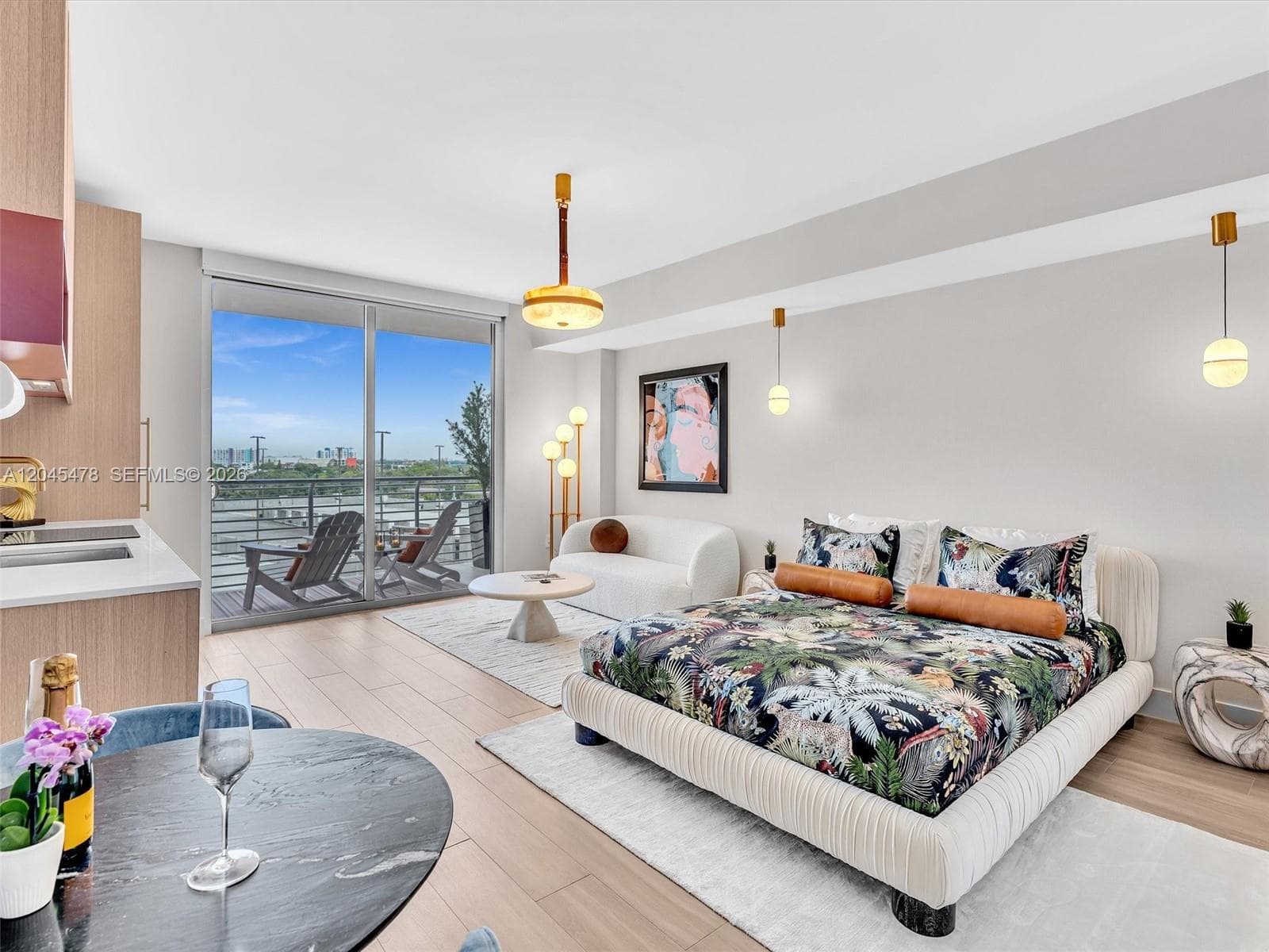 90 NE 32nd st # 724, Miami FL 33137