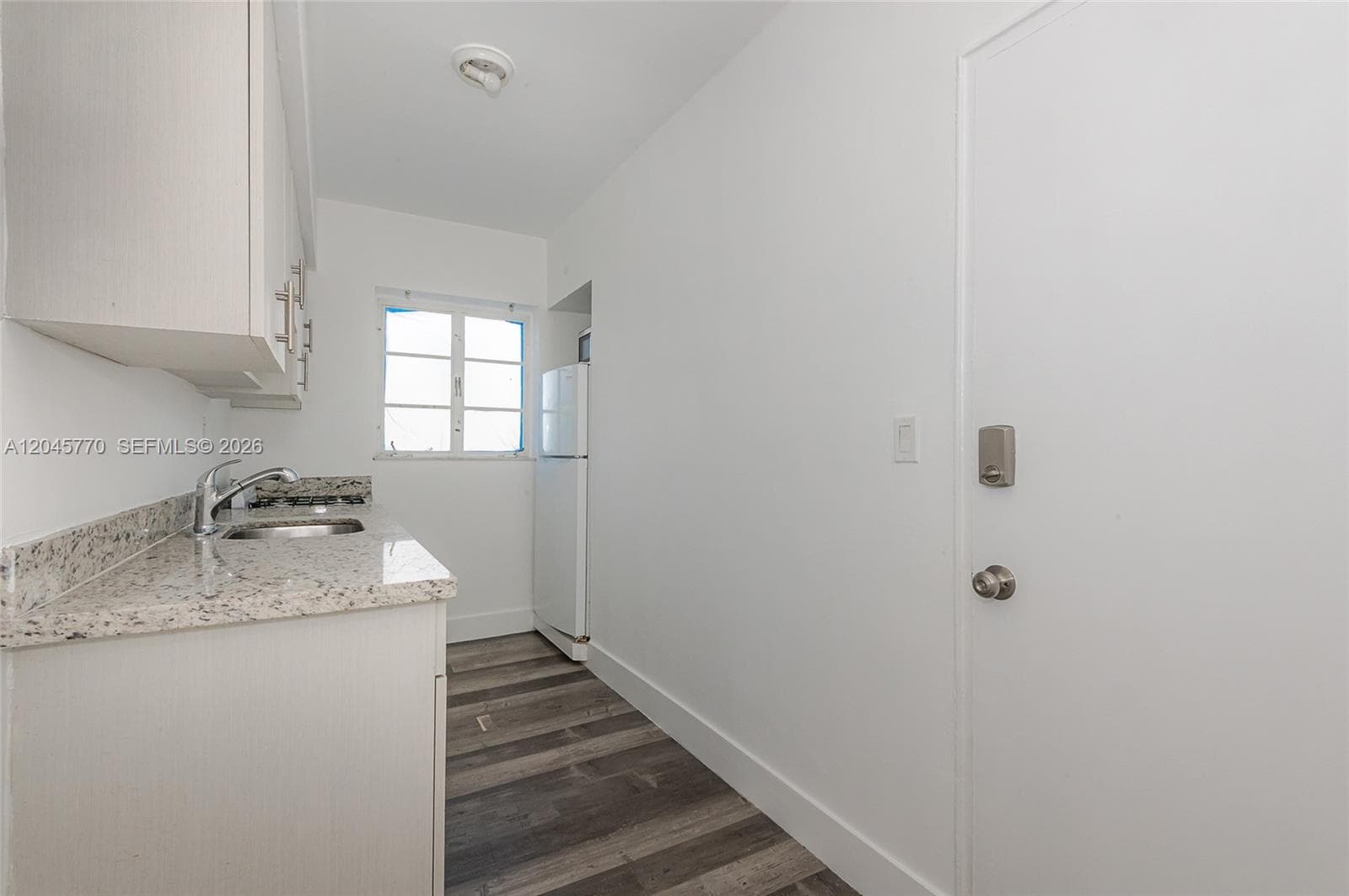 8340 Crespi Blvd # 20, Miami Beach FL 33141