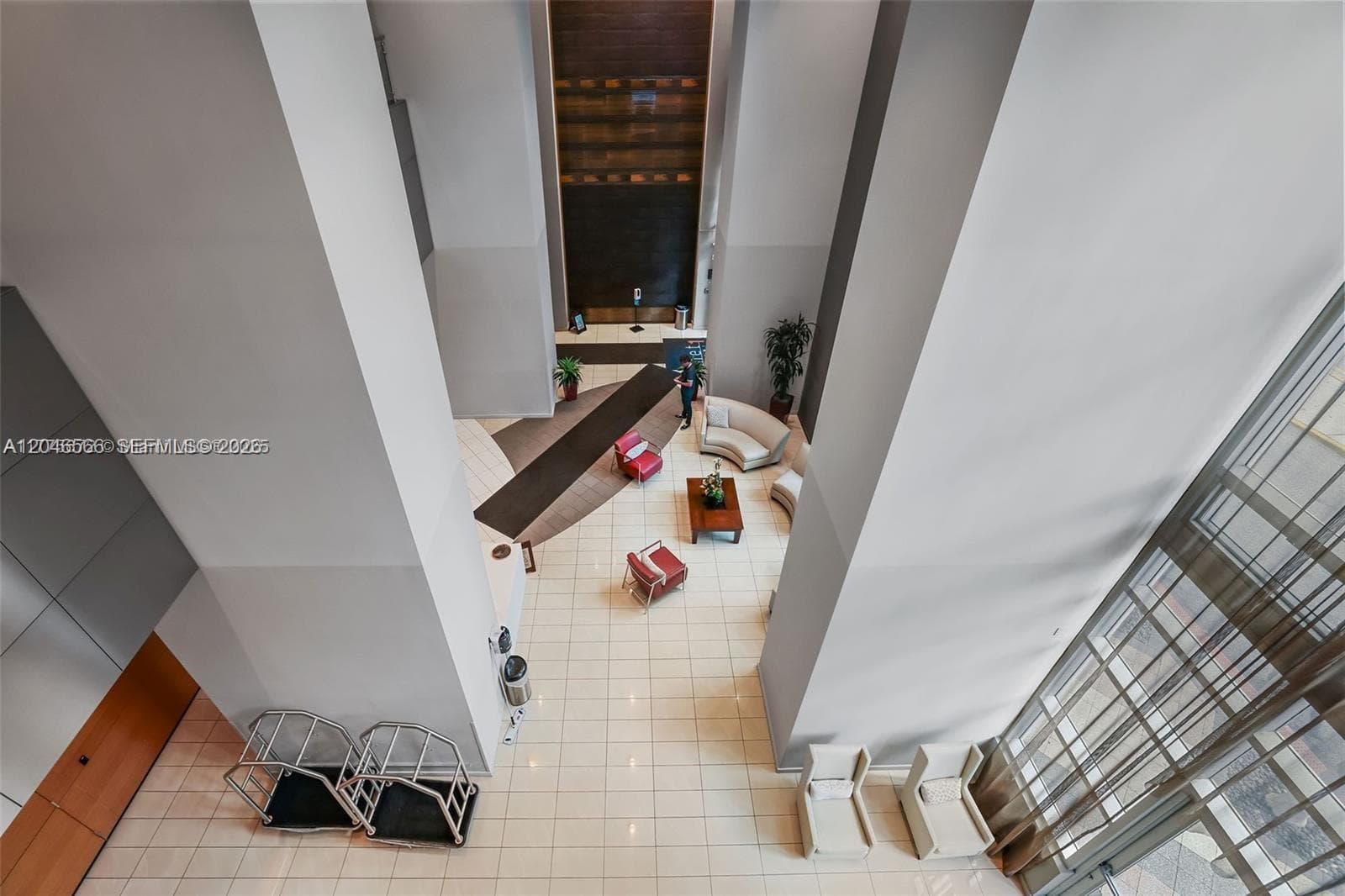 300 S Biscayne Blvd # 2603, Miami FL 33131