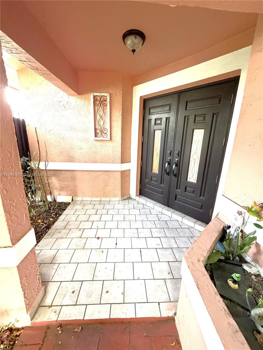 14225 SW 55th St, Miami FL 33175