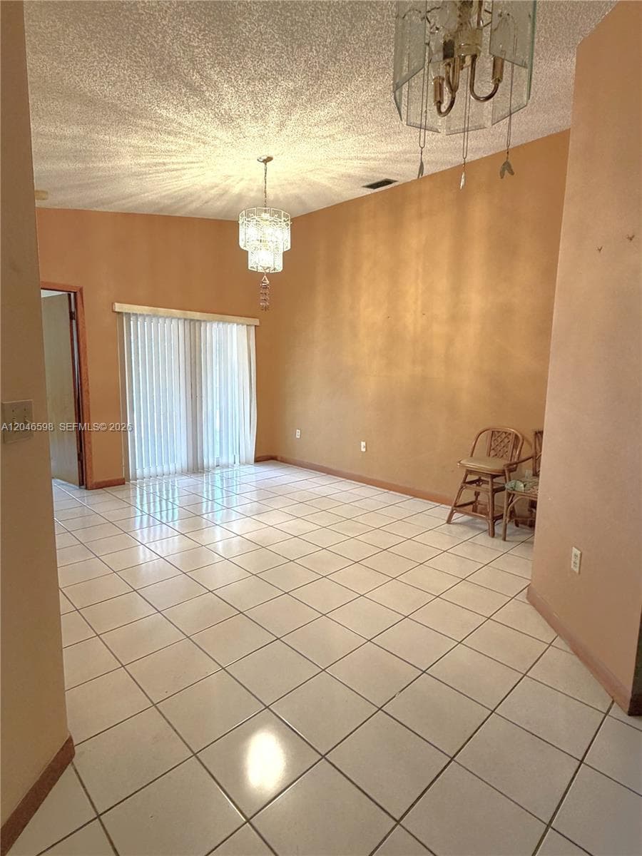 14225 SW 55th St, Miami FL 33175
