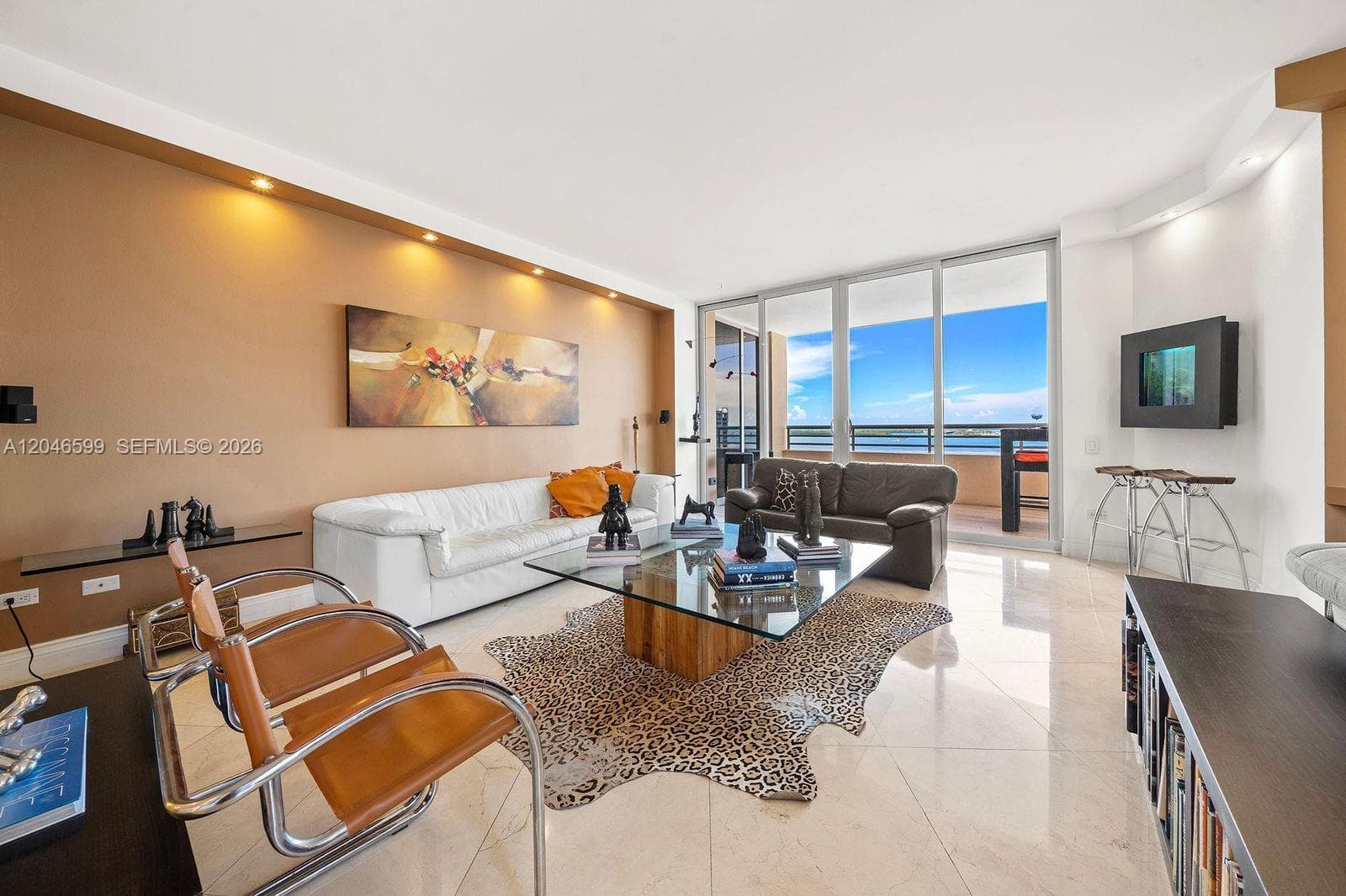808 Brickell Key Dr # 1808, Miami FL 33131