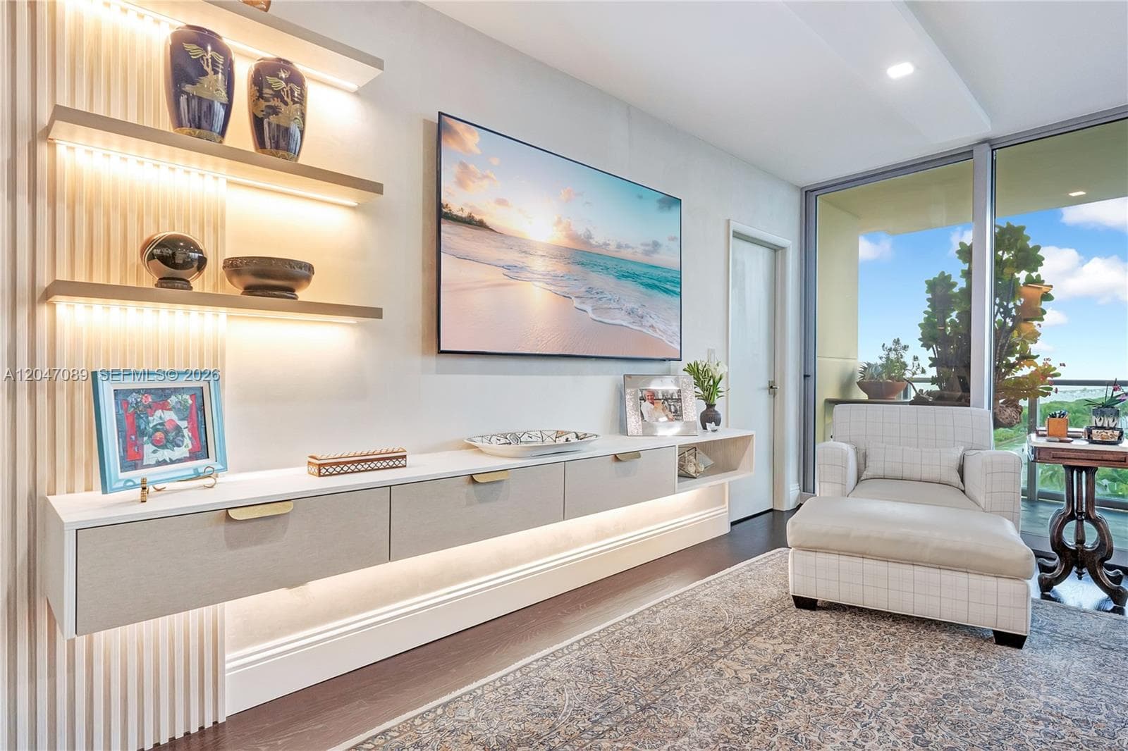 1455 Ocean Dr # 904, Miami Beach FL 33139
