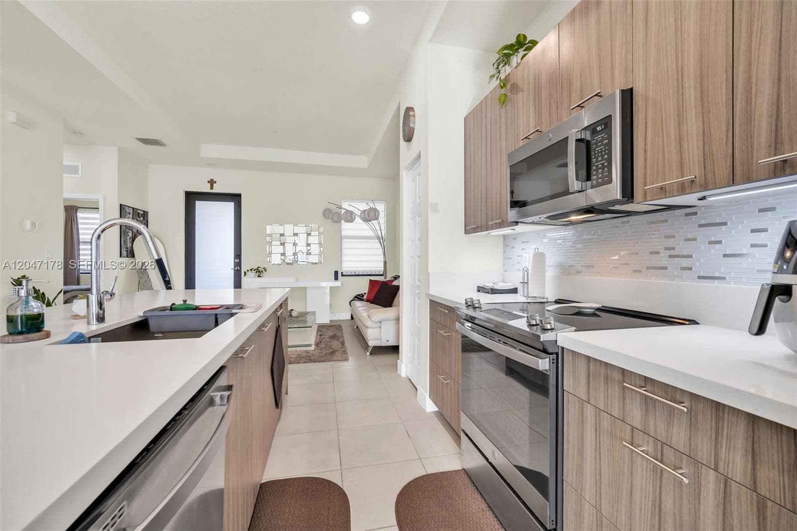 8045 NW 104th Ave # 32, Doral FL 33178