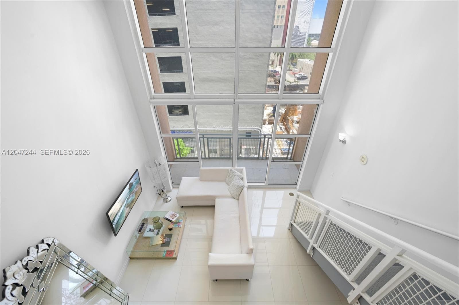 244 Biscayne Blvd # 451, Miami FL 33132