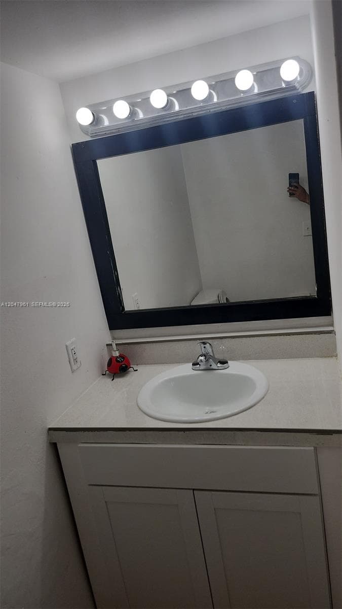 15115 NE 6th Ave # 32, Miami FL 33162