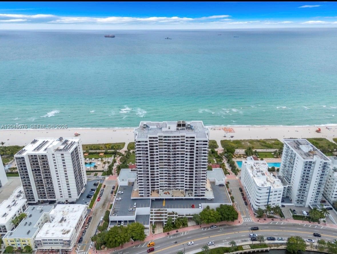 2555 Collins Ave # 1101, Miami Beach FL 33140