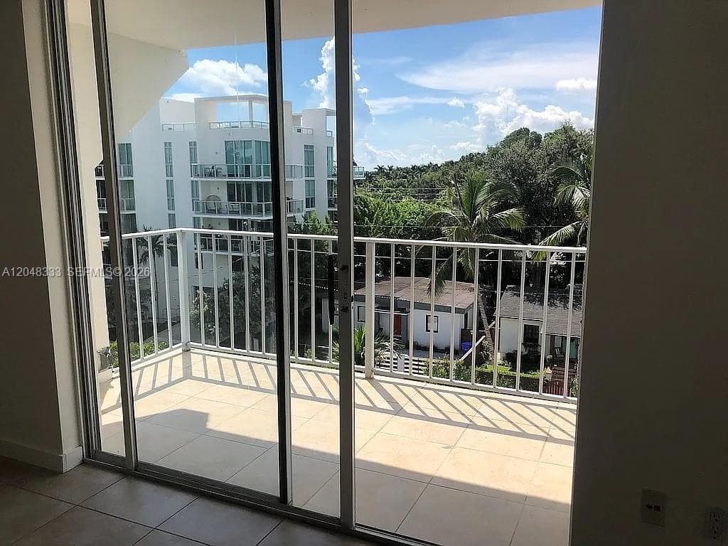 700 NE 63rd St # D506, Miami FL 33138