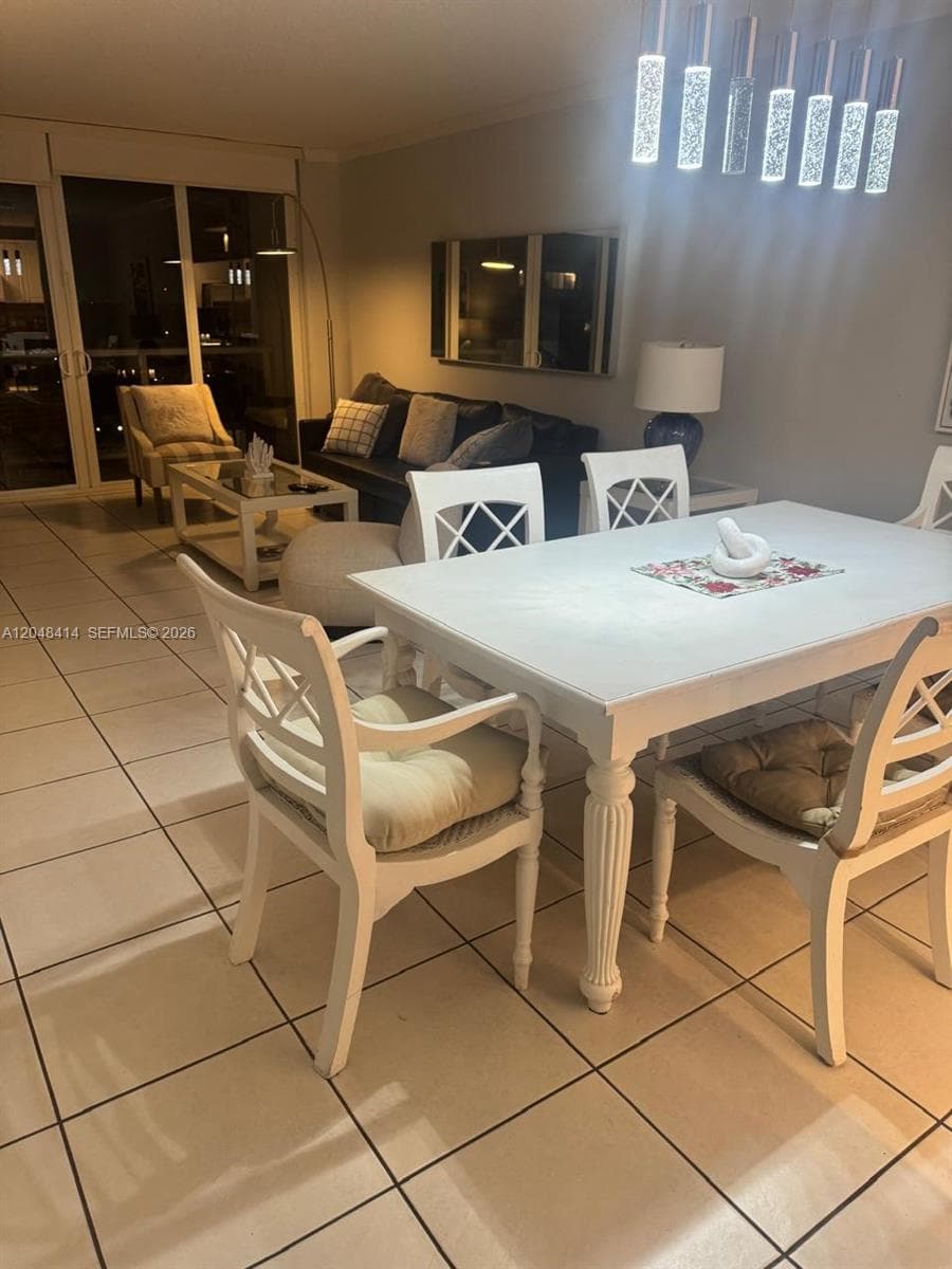 5601 Collins Ave # 823, Miami Beach FL 33140