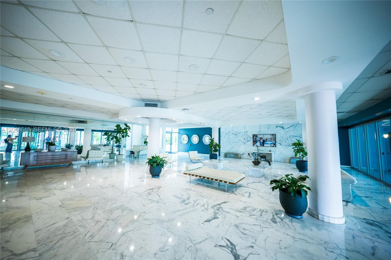 5055 Collins Ave # 14H, Miami Beach FL 33140