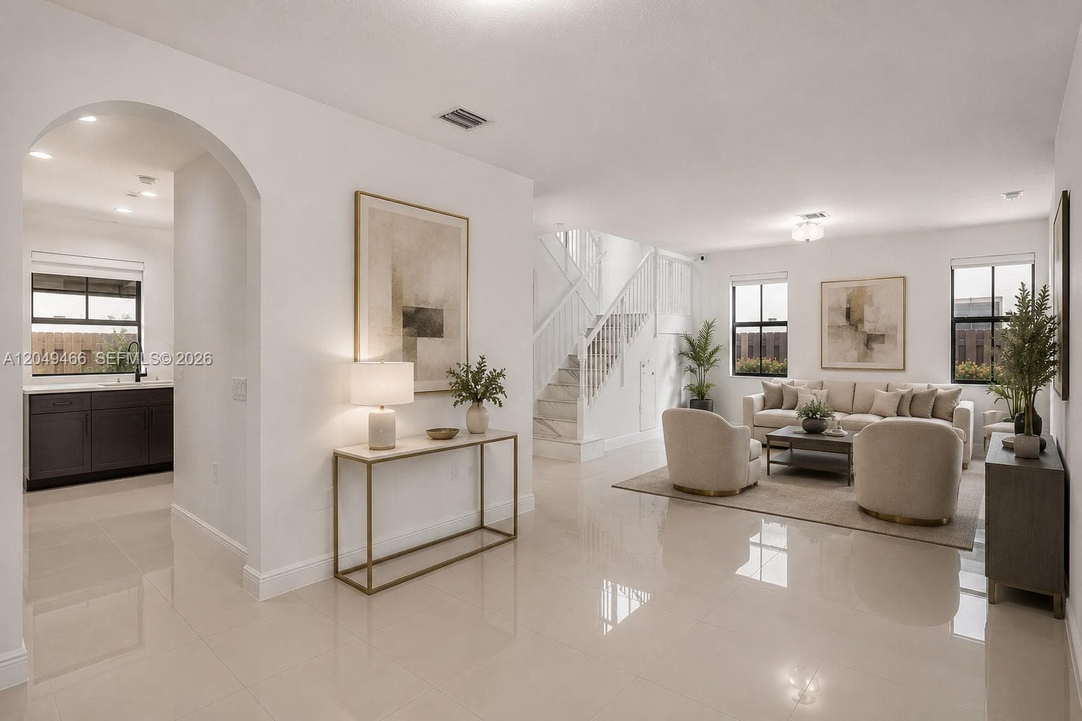 8850 NW 99th Path, Doral FL 33178