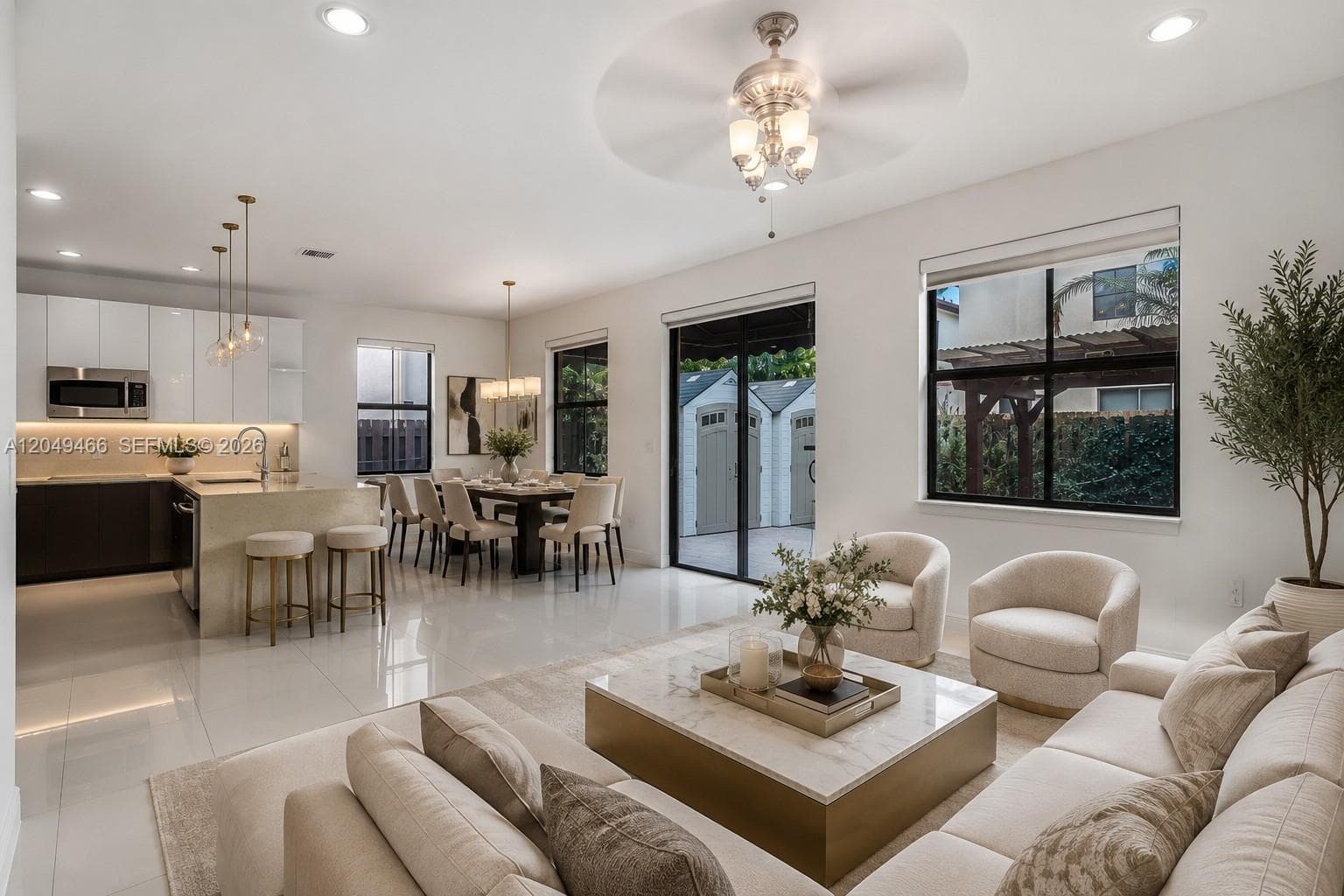 8850 NW 99th Path, Doral FL 33178