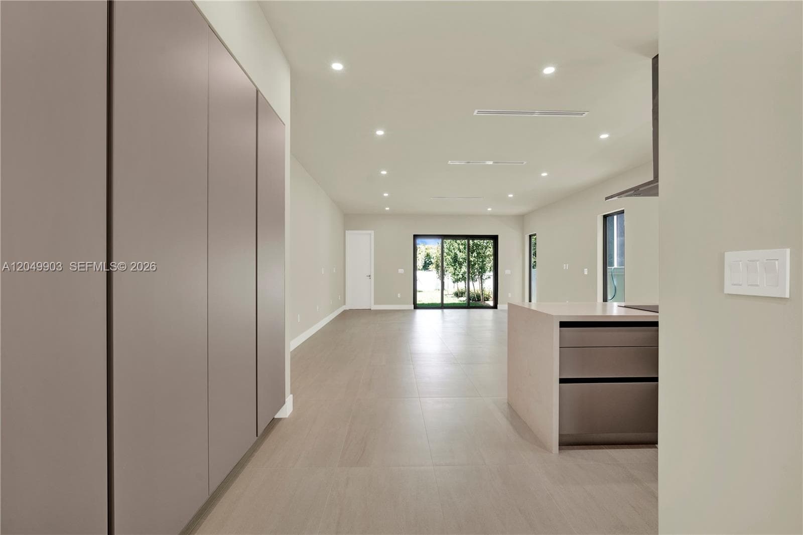 2889 SW 35th Ave # 2889, Miami FL 33133