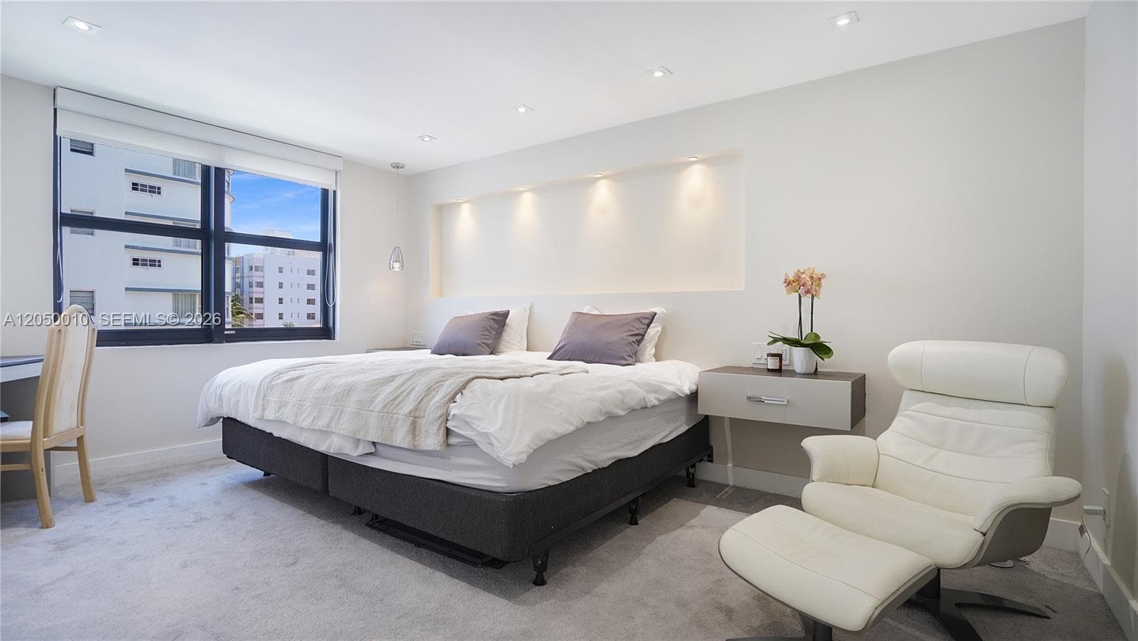 4301 Collins Ave # 403, Miami Beach FL 33140