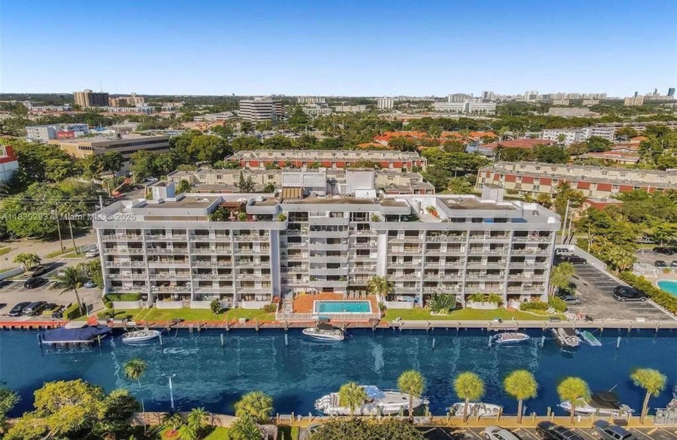 1650 NE 115th Street # 103, Miami FL 33181