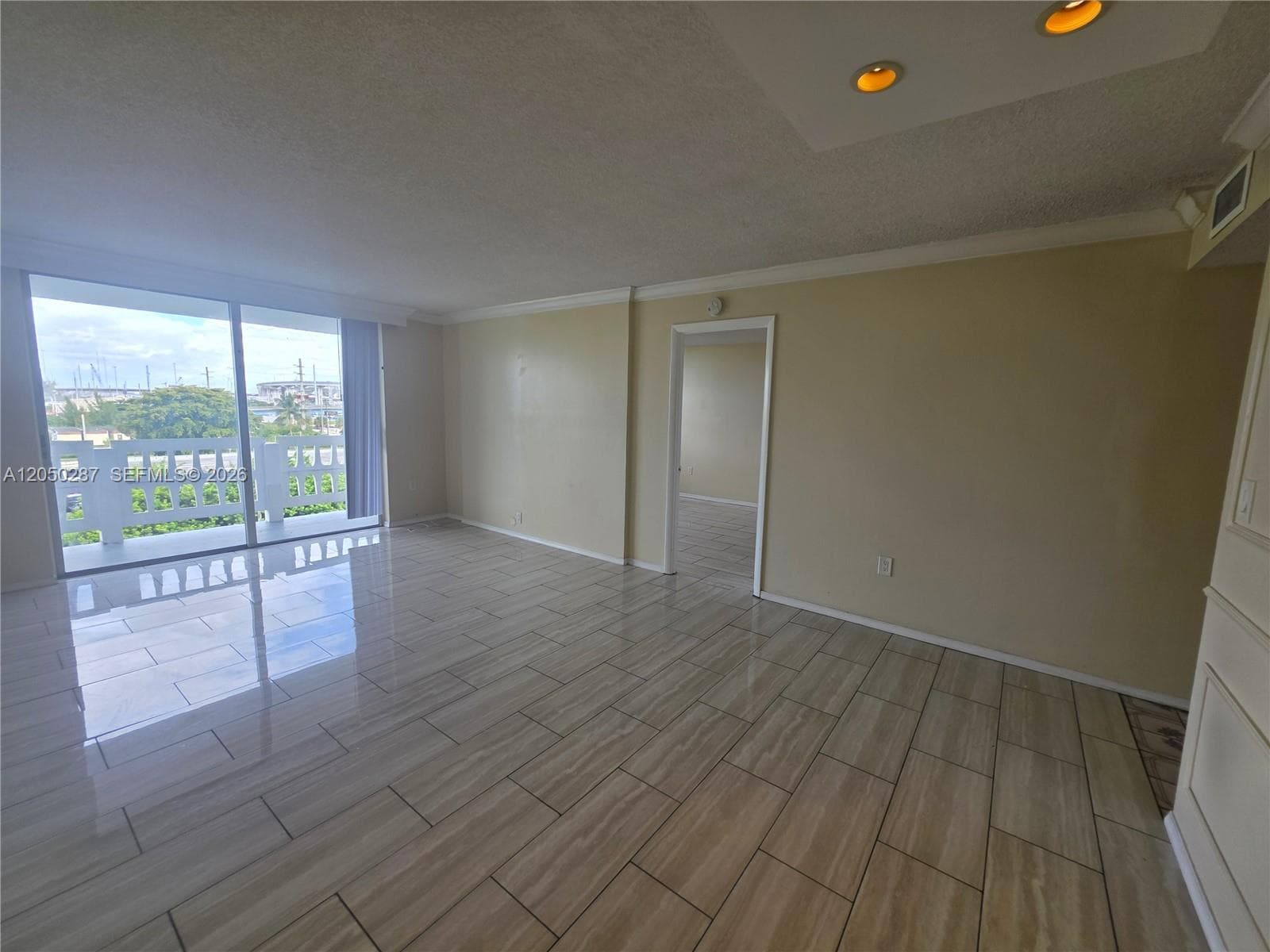15600 NW 7th Ave # 511, Miami FL 33169