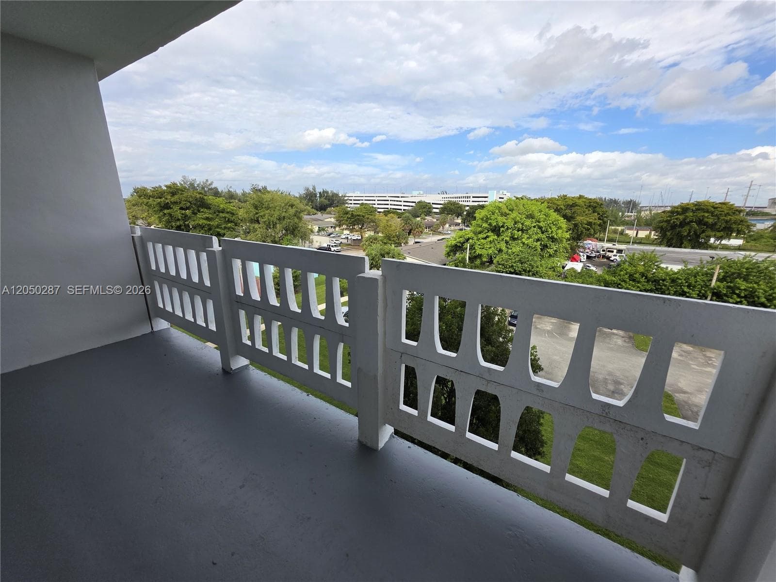 15600 NW 7th Ave # 511, Miami FL 33169