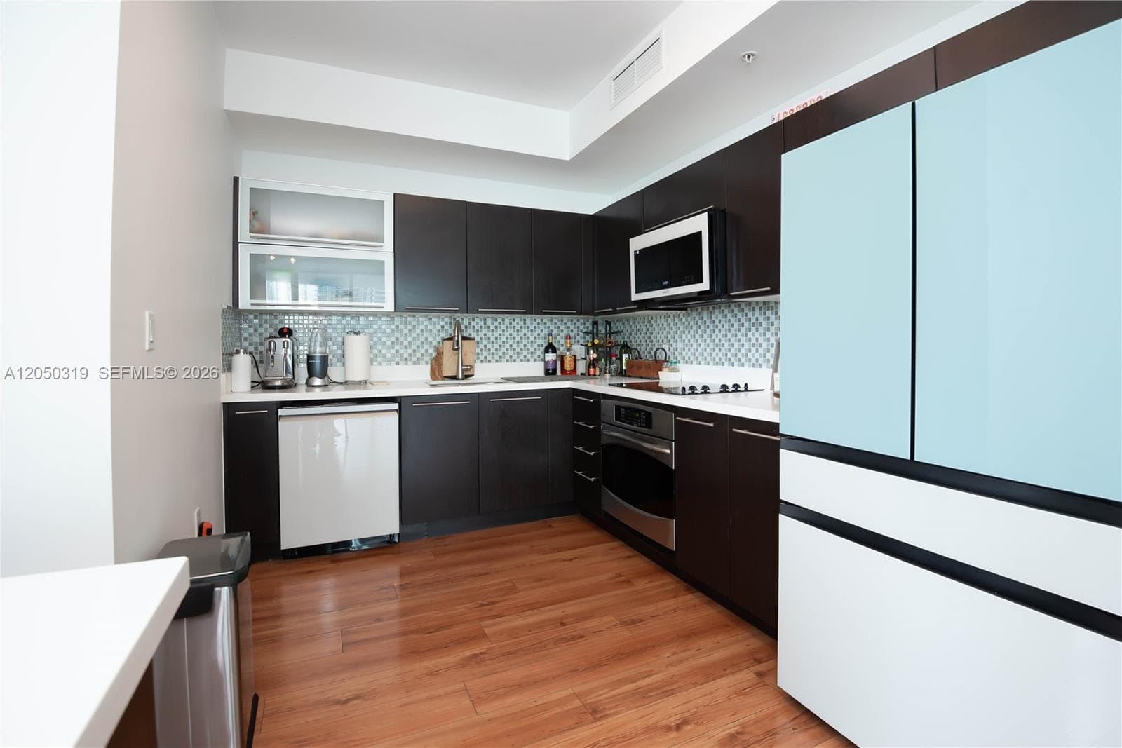 90 SW 3rd St # 2113, Miami FL 33130