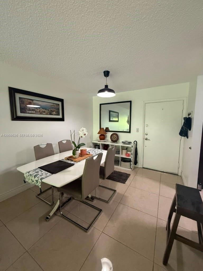 9405 W Flagler St # 212D, Miami FL 33174