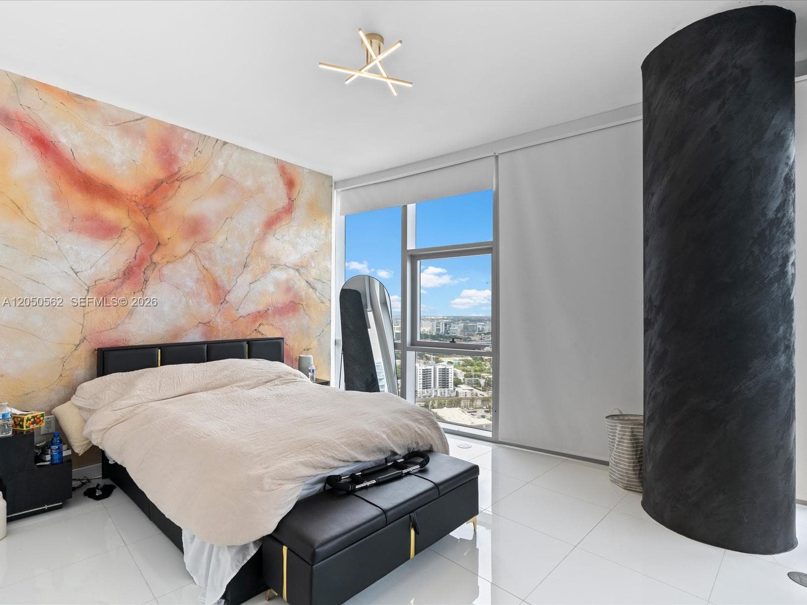 851 NE 1st Ave # 3000, Miami FL 33132