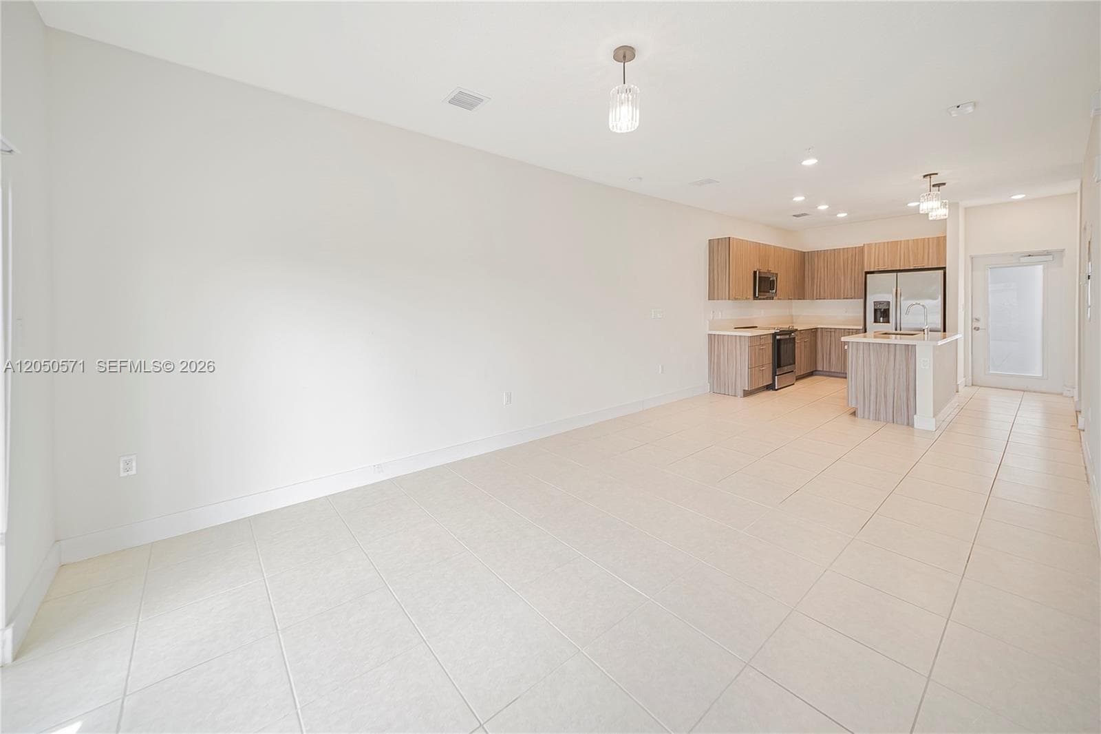 8265 NW 41st St # 202, Doral FL 33166