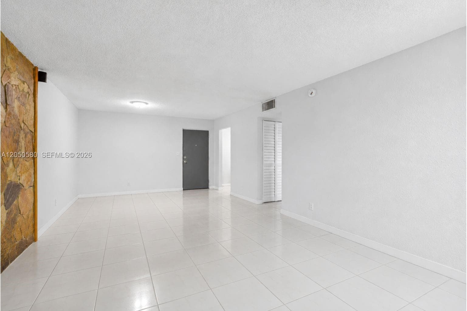 8501 NW 8th St # 105, Miami FL 33126