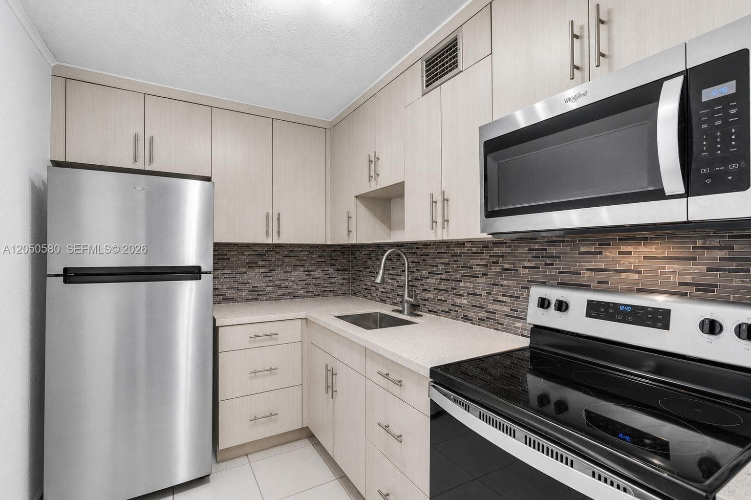 8501 NW 8th St # 105, Miami FL 33126