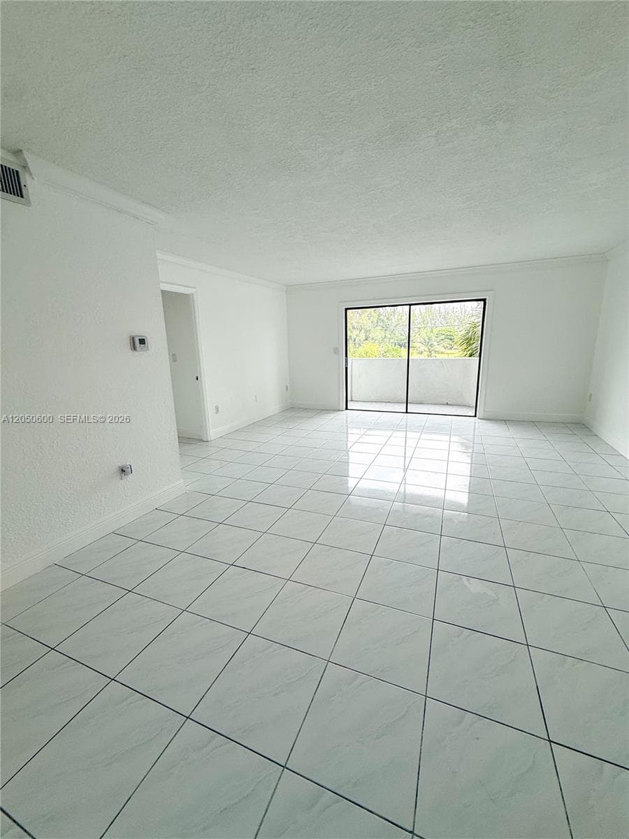 130 S Shore Dr # 3C, Miami Beach FL 33141