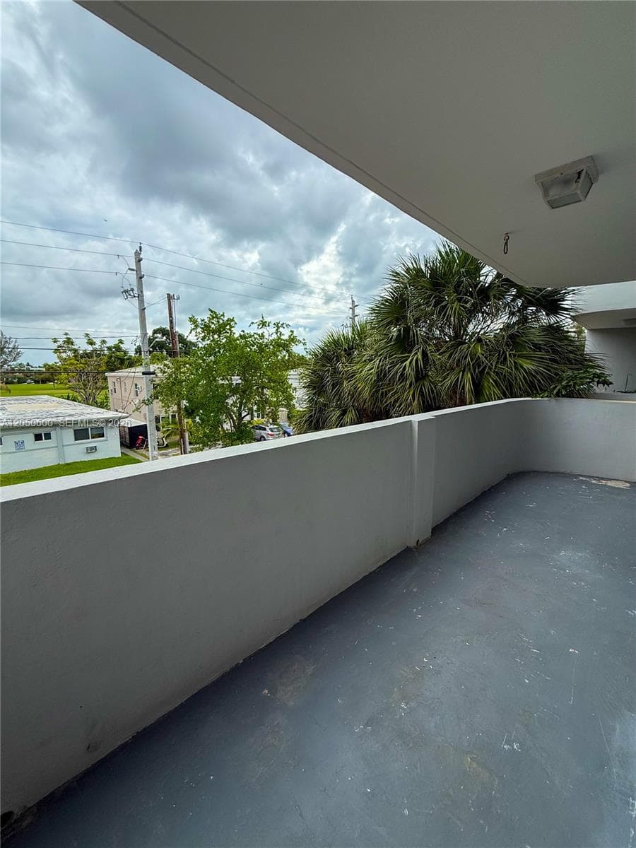 130 S Shore Dr # 3C, Miami Beach FL 33141