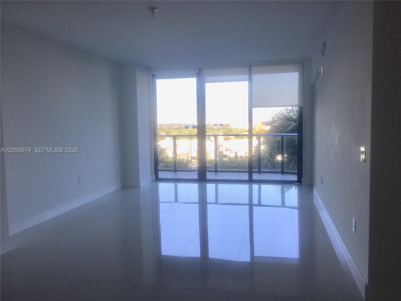 121 NE 34th St # 912, Miami FL 33137