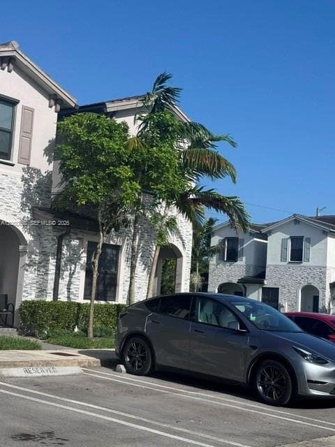 14852 SW 183rd Ter, Miami FL 33187