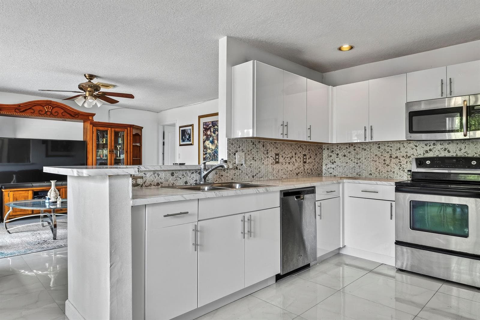 10334 SW 164th Place, Miami FL 33196