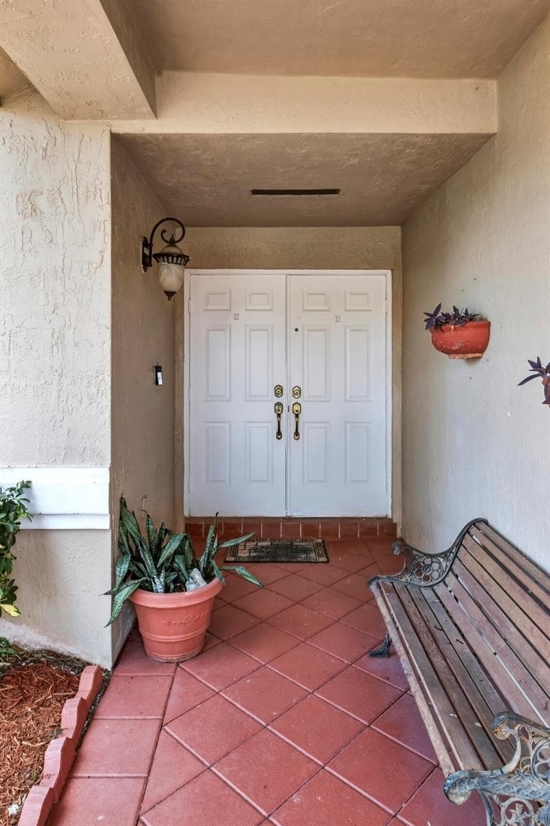 10334 SW 164th Place, Miami FL 33196
