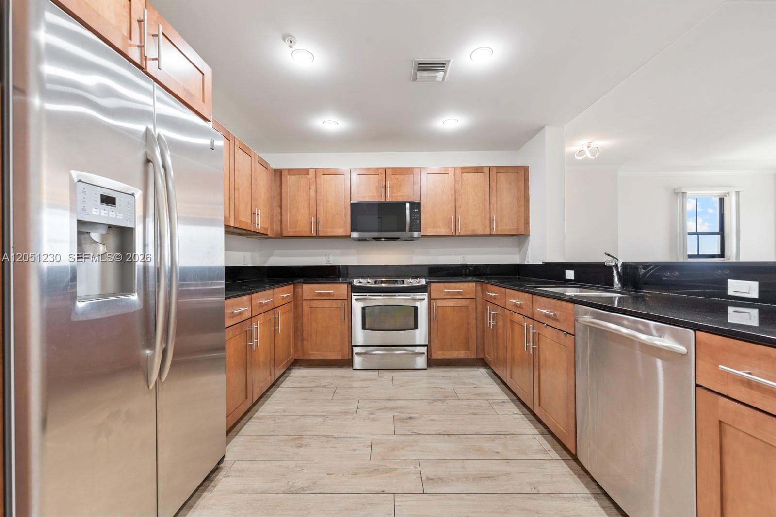 8390 SW 72nd Ave # 702, Miami FL 33143