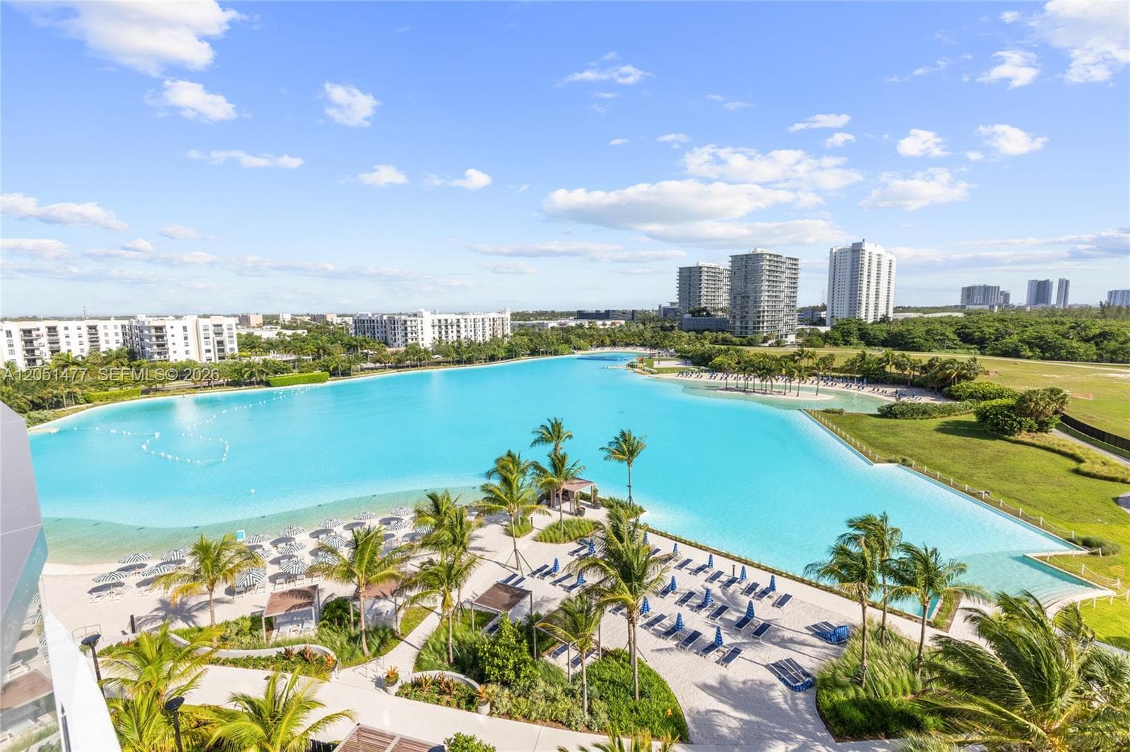 2411 Laguna Cr # 611, Miami FL 33181
