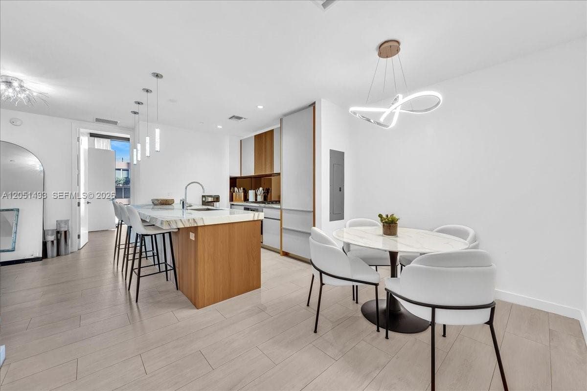 2831 S Bayshore Dr # 501, Miami FL 33133