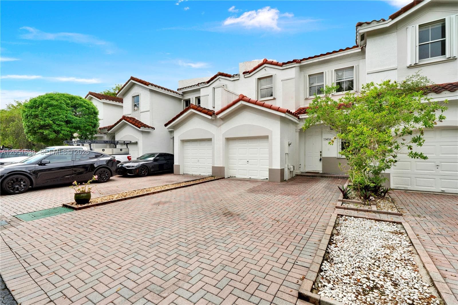 11416 NW 43rd Ter, Doral FL 33178